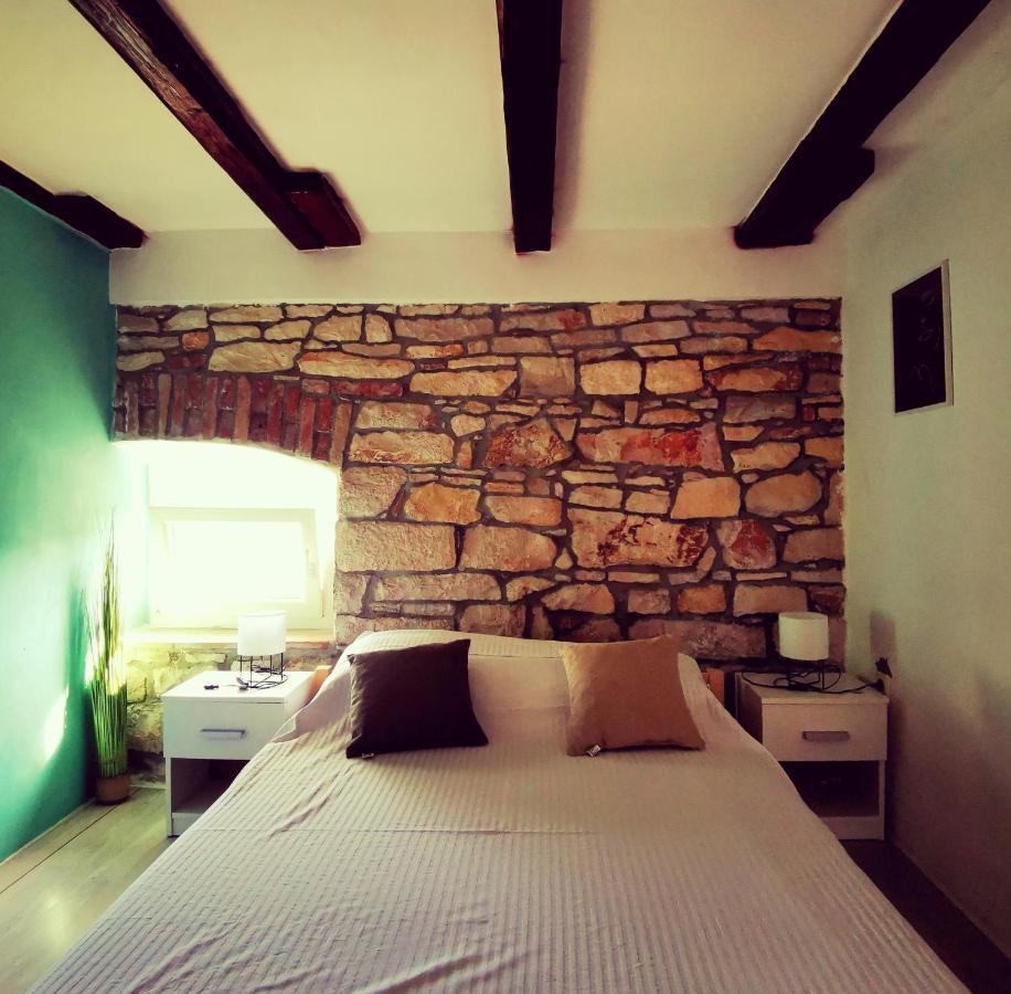 Attica Apartment Pula Dış mekan fotoğraf